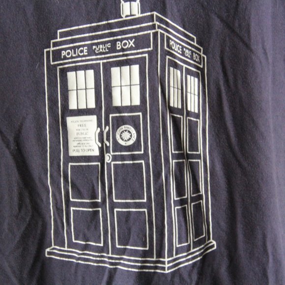 Doctor Who Shirt - Picture 6 of 13